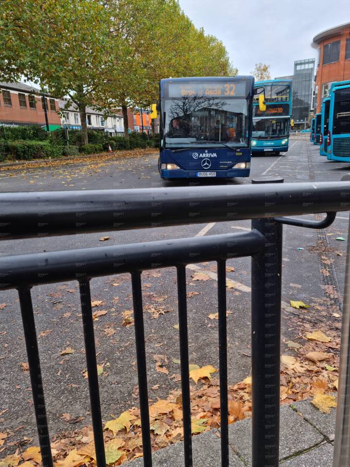 Image of Arriva Beds and Bucks vehicle 3039. Taken by Victoria T at 10.51.01 on 2021.11.04
